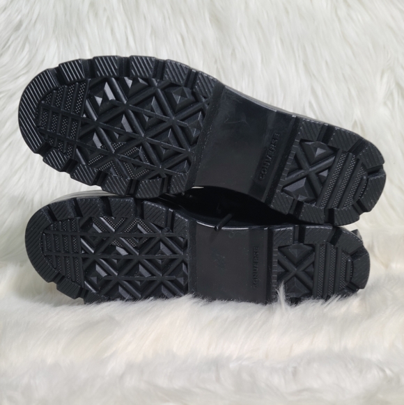 Converse Chuck Taylor All Star High Top Black 7 Women / 5 Men NWOB - Picture 5 of 6